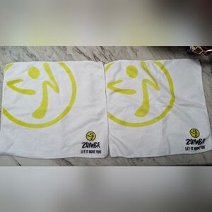 Zumba White and Yellow Towels